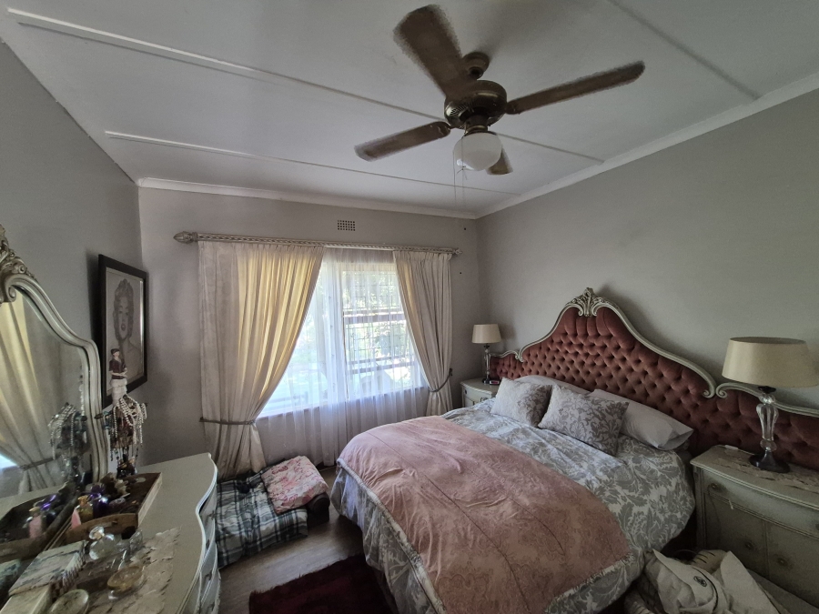 3 Bedroom Property for Sale in Panorama Western Cape
